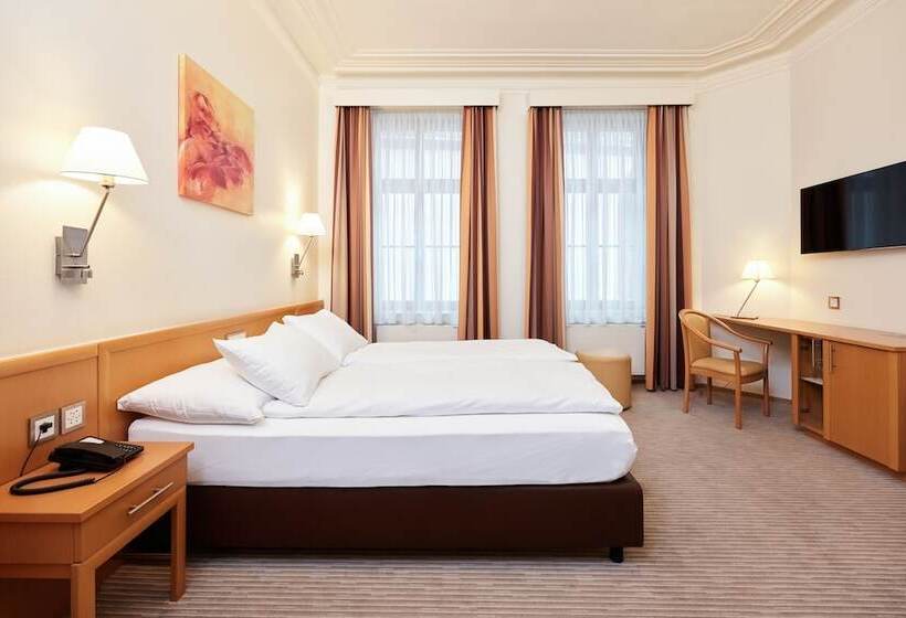 Номер Стандарт, Central City Hotel Rochat