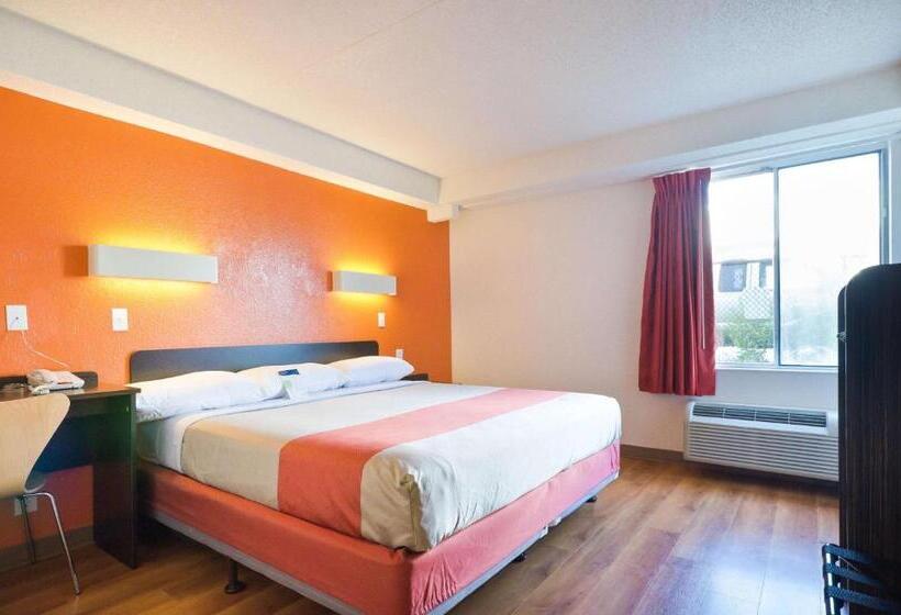 스탠다드 룸 킹사이즈 침대, Motel 6springfield, Dc  Washington Southwest
