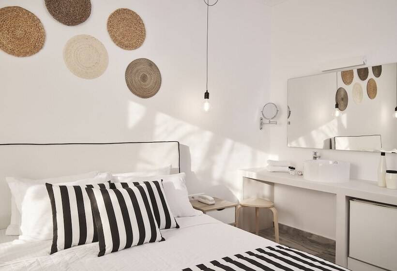 Triple Room Sea View, High Mill Paros