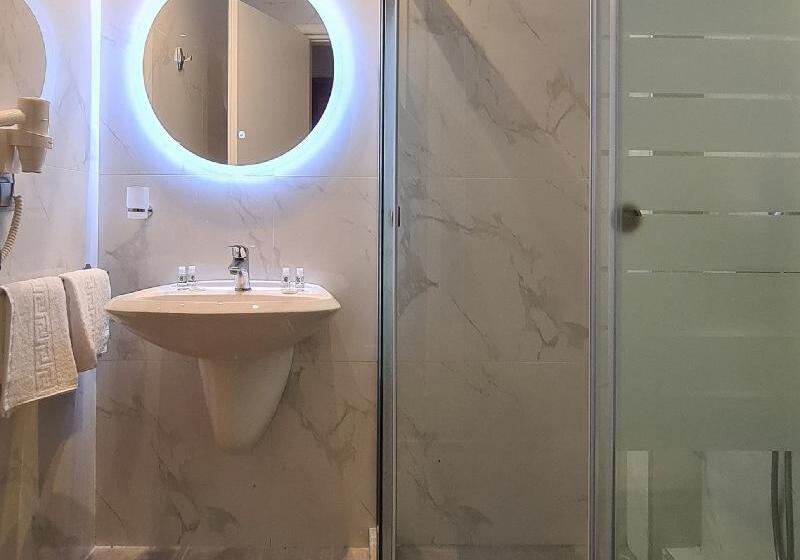 Полулюкс, Palladium