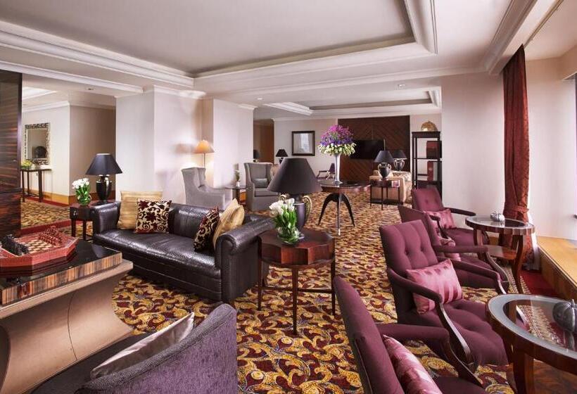 Люкс Клуб, The Ritzcarlton Jakarta, Mega Kuningan