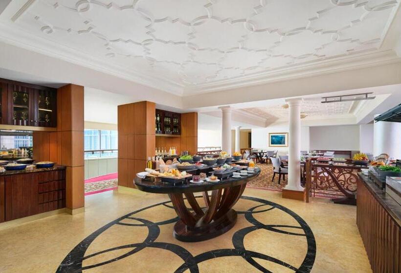 Люкс Клуб, The Ritzcarlton Jakarta, Mega Kuningan