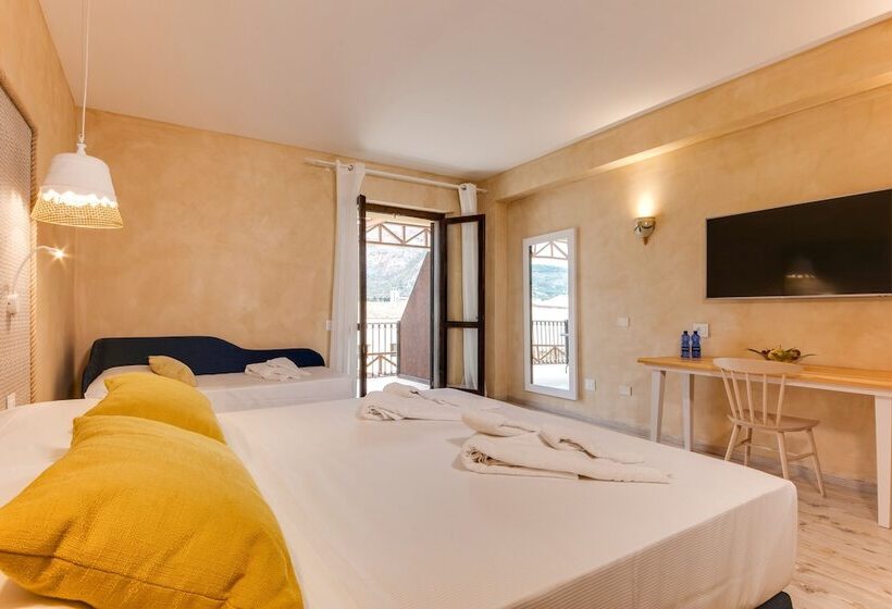 اتاق سوپریور سه تخته, La Tonnara Di Bonagia Resort