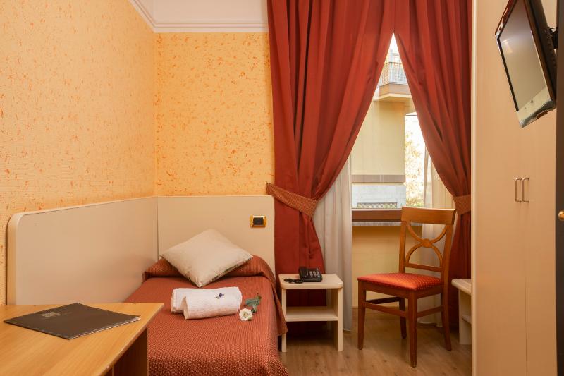 اتاق استاندارد یک نفره, Villa Rosa