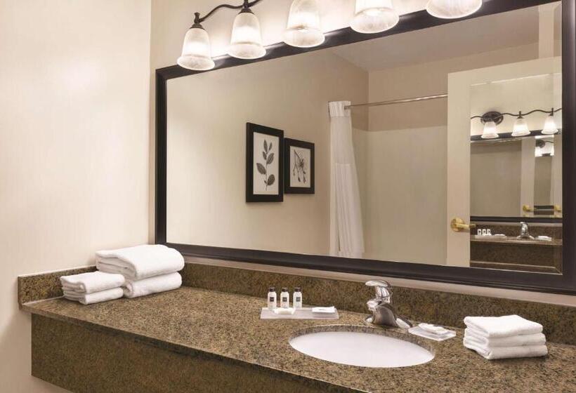 Люкс с гидромассажем, Country Inn & Suites By Radisson, Billings, Mt