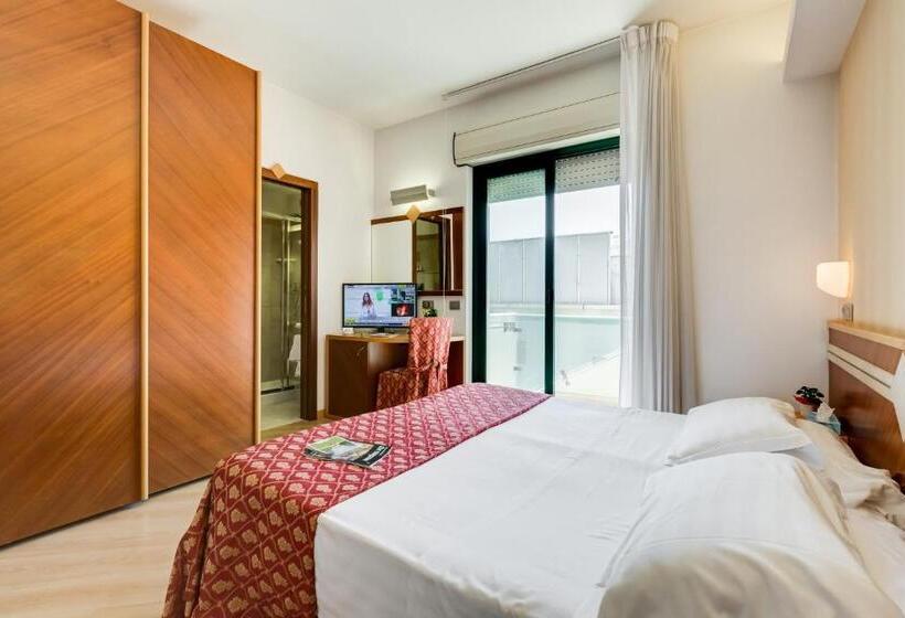 Трехместный Номер Классика, Europa Beach Village