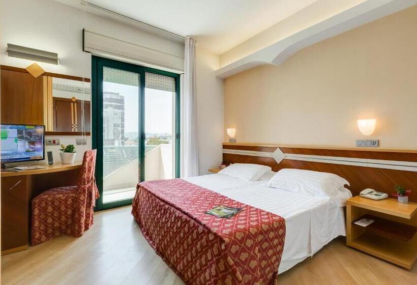 Четырехместный Номер Superior, Europa Beach Village