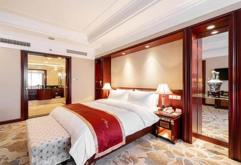 Люкс Ejecutiva 2 Спальни, Maritim Hotel Taicang Garden