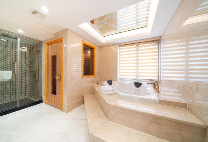 Президентский Люкс, Maritim Hotel Taicang Garden