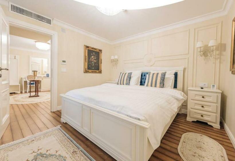 آپارتمان 1 خوابه با چشم‌انداز باغ, Grant Boutique