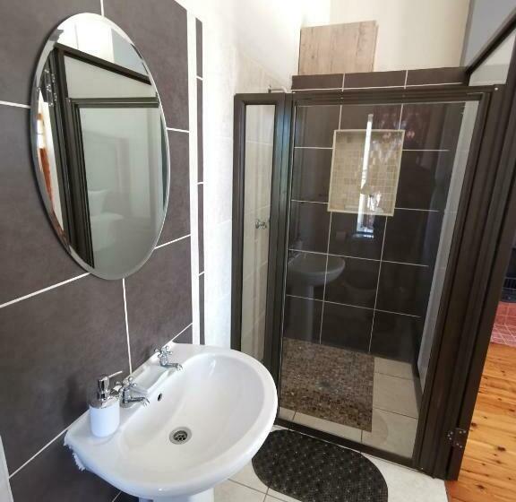 Номер Deluxe Кровать Кинг, Lucolo Palace B&b Aliwal North