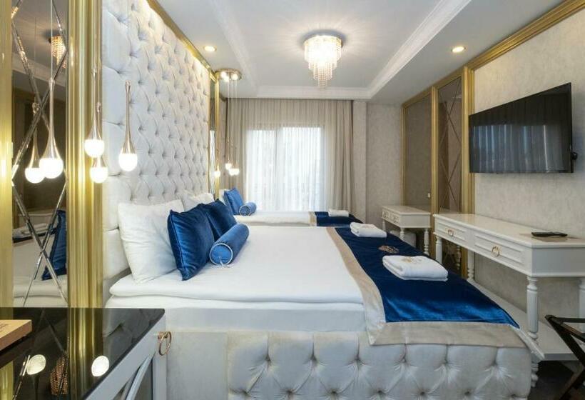 Camera Familiare, Leslion Luxury
