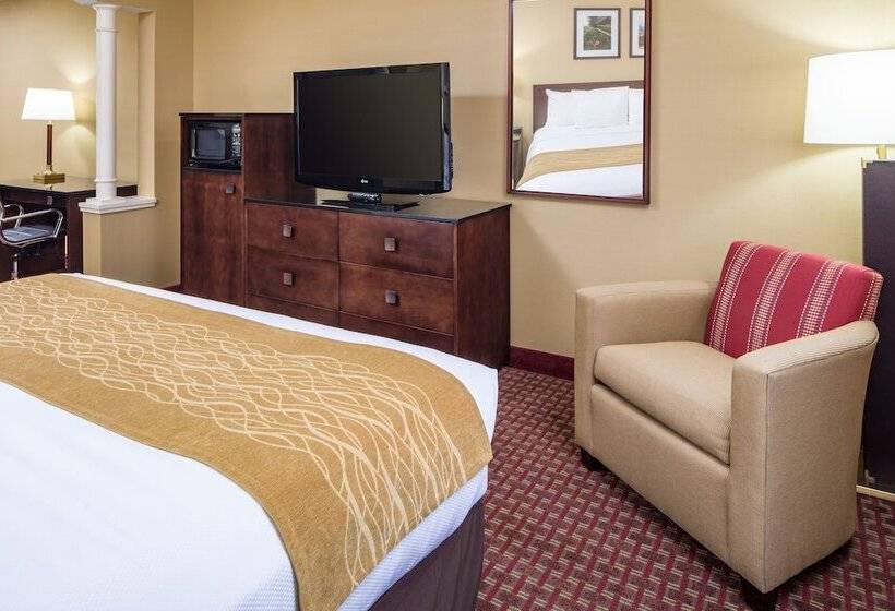 Номер Стандарт Адаптированный для Инвалидов, Comfort Inn & Suites Near Burke Mountain