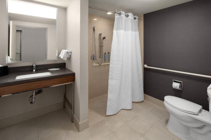 Стандартный Номер Кровать Кинг, Courtyard By Marriott Seattle Bellevue/downtown