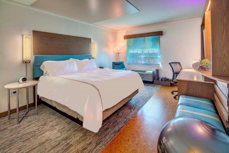 Люкс Адаптированный для Инвалидов, Even Hotels Sarasota Lakewood Ranch, An Ihg