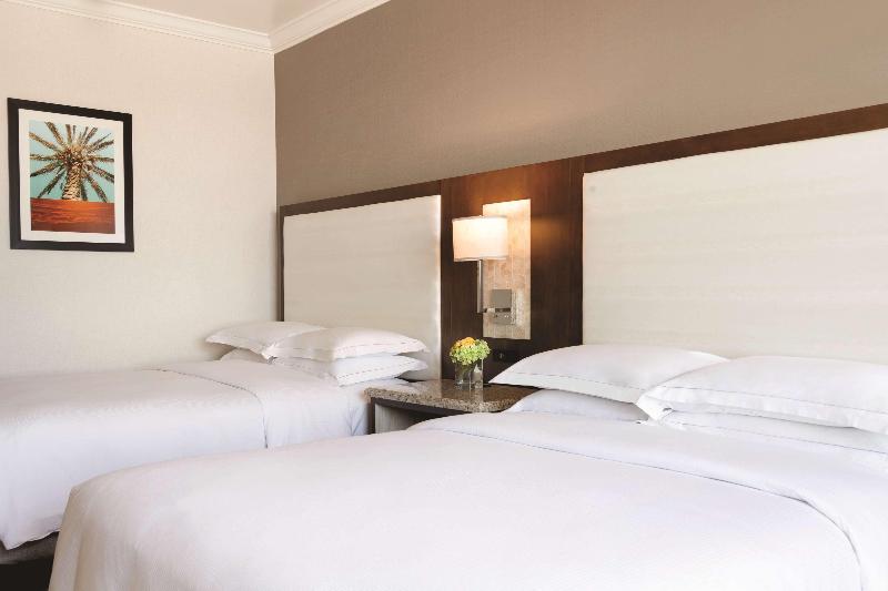 스탠다드 룸 퀸사이즈 침대, Hilton Los Angeles/san Gabriel