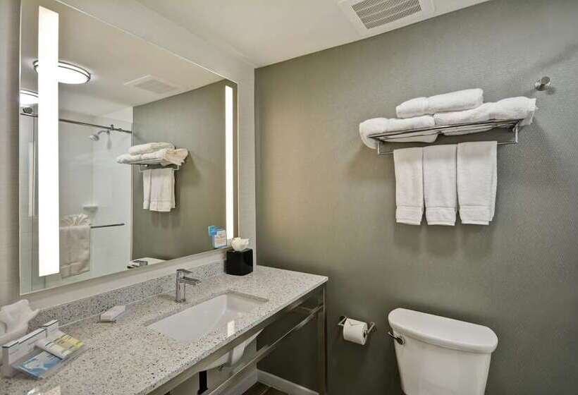 스탠다드 룸 퀸사이즈 침대, Hilton Los Angeles/san Gabriel
