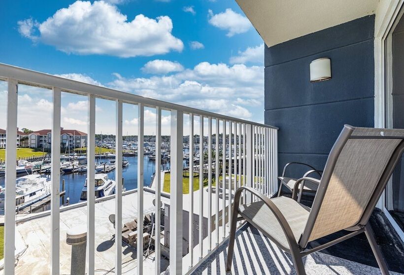Люкс с Видом, Holiday Inn Express North Myrtle Beach   Little River, An Ihg