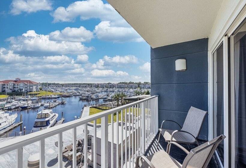 Люкс 2 Спальни, Holiday Inn Express North Myrtle Beach   Little River, An Ihg