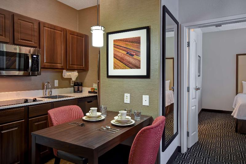 Büyük Çift Kişilik Yataklı Süit, Homewood Suites By Hilton Houston Iah Airport Beltway 8