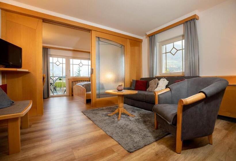 Люкс 2 Спальни, Aktiv & Wellnesshotel Zentral
