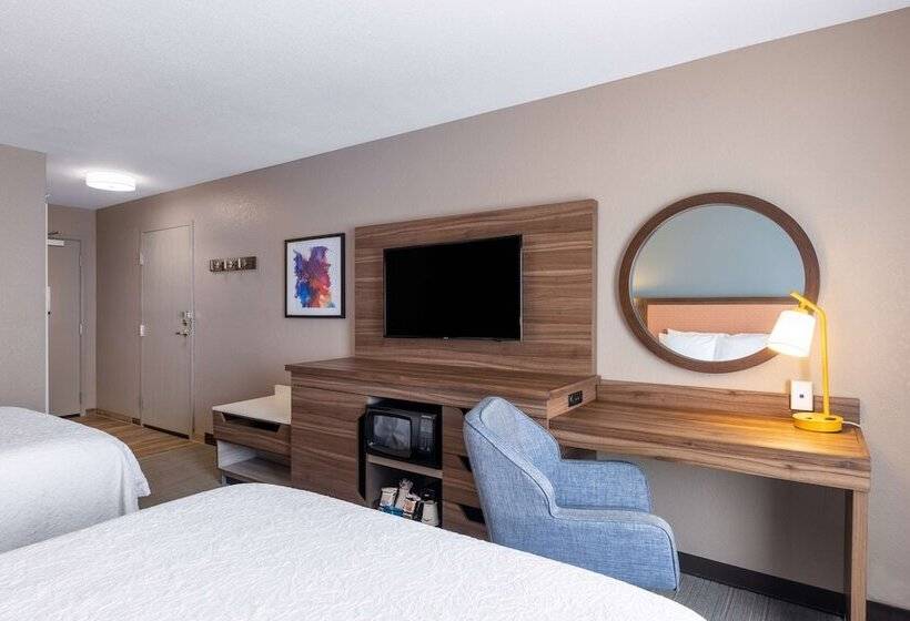 Номер Стандарт 2 Двуспальные Кровати, Hampton Inn St. Robert/ft. Leonard Wood