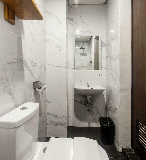 标准单人间, Airo Hotel Manila