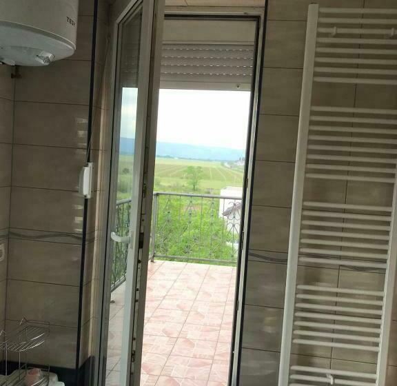 4인용 스탠다드 룸, Apartmani Dino Blagaj