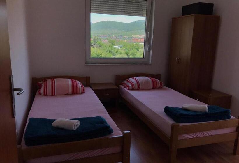 침실 3개 아파트, Apartmani Dino Blagaj
