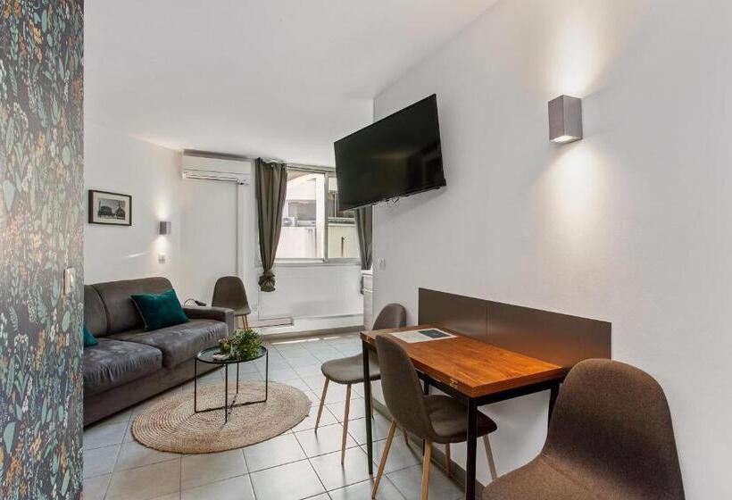 Apartamento Superior 1 Dormitório, Coeur Urbain Apartments  Place De La Comãƒæ’ã‚â©die