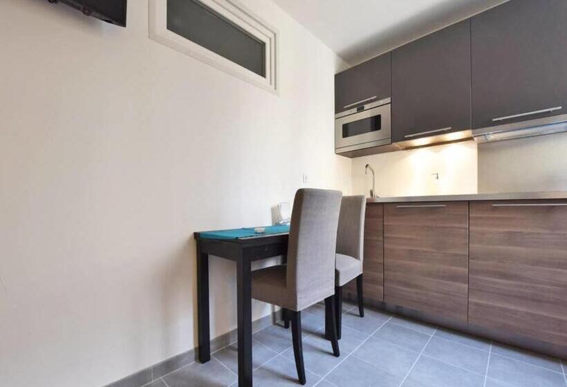 Apartamento 1 Dormitório, Coeur Urbain Apartments  Place De La Comãƒæ’ã‚â©die