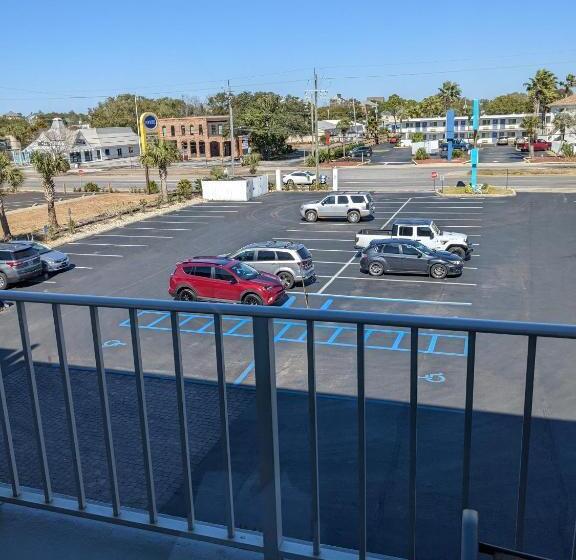 Camera Standard Letto King Accessibile ai persone con mobilità ridotta, Inn On Destin Harbor, Ascend Hotel Collection
