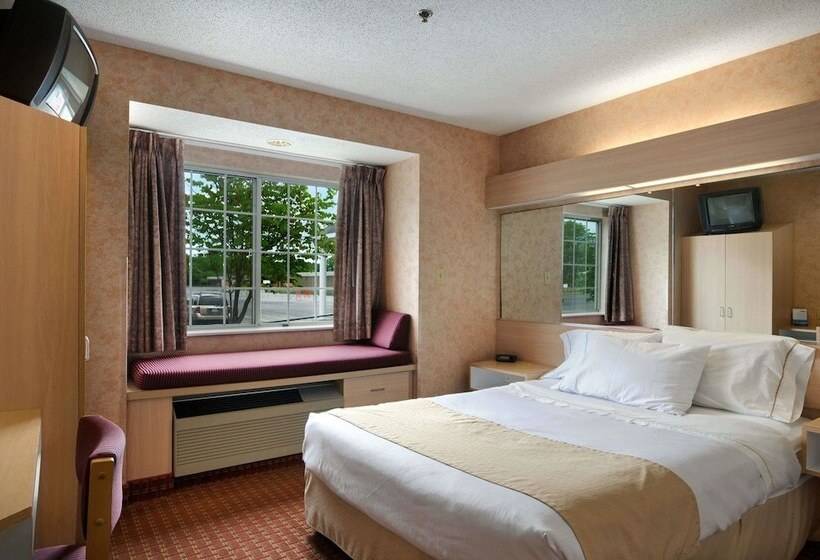 Люкс Адаптированный для Инвалидов, Microtel Inn & Suites By Wyndham Syracuse Baldwinsville