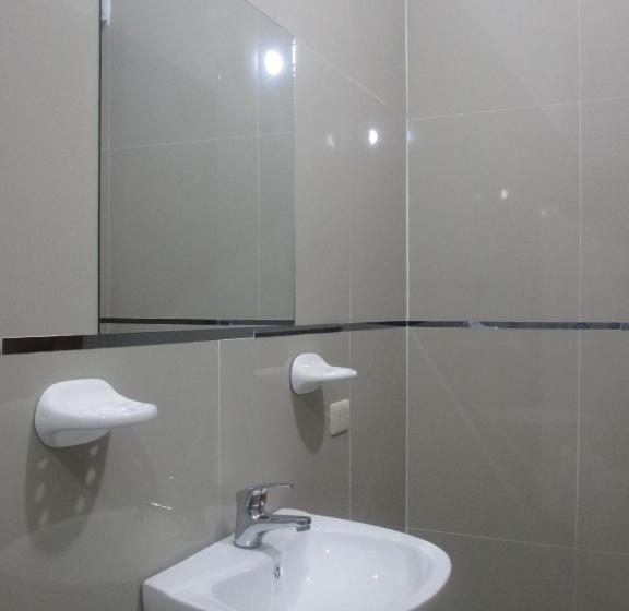 اتاق سوپریور با تخت بزرگ, Privates   Downtown Arequipa   Adults Only
