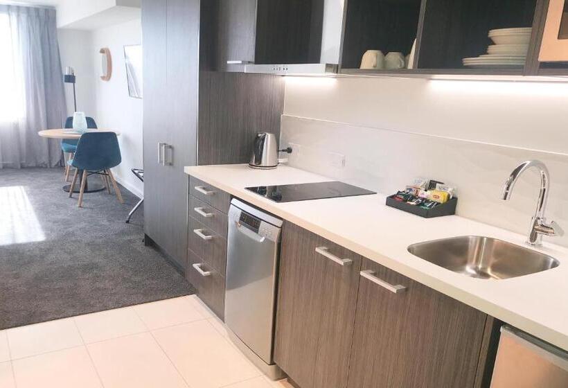 Апартаменты 2 Спальни, Quest Palmerston North