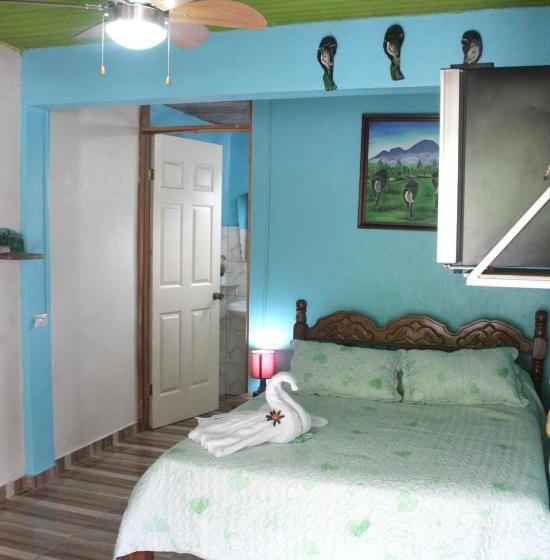 スタンダードルーム, Cabinas Cascada Rio Celeste