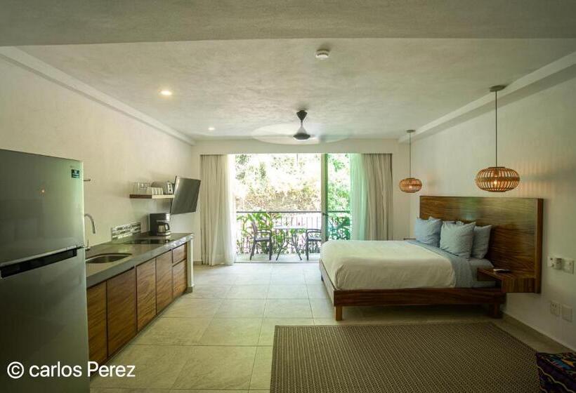 Standard Værelse til 4 pers. med Balkon, Puerto Sayulita