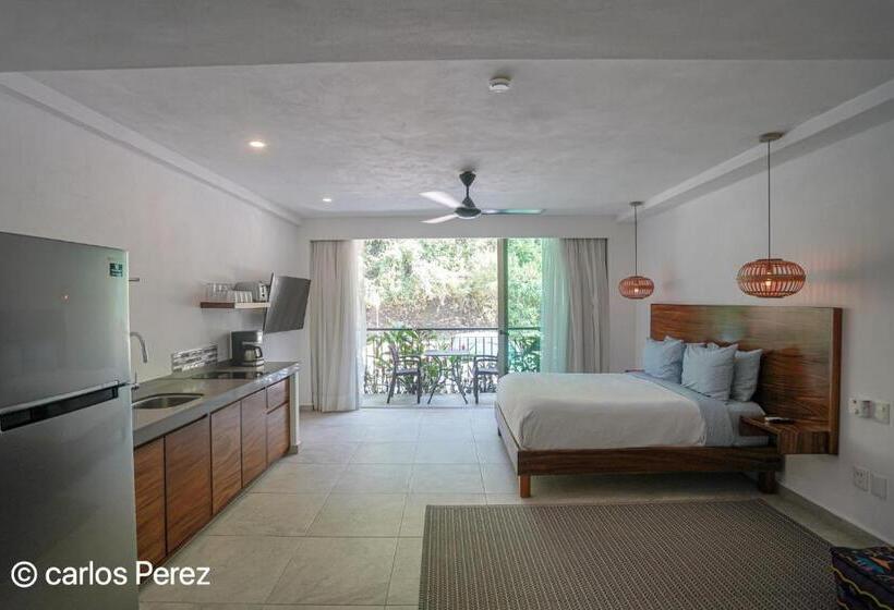 Standard Værelse til 4 pers. med Balkon, Puerto Sayulita