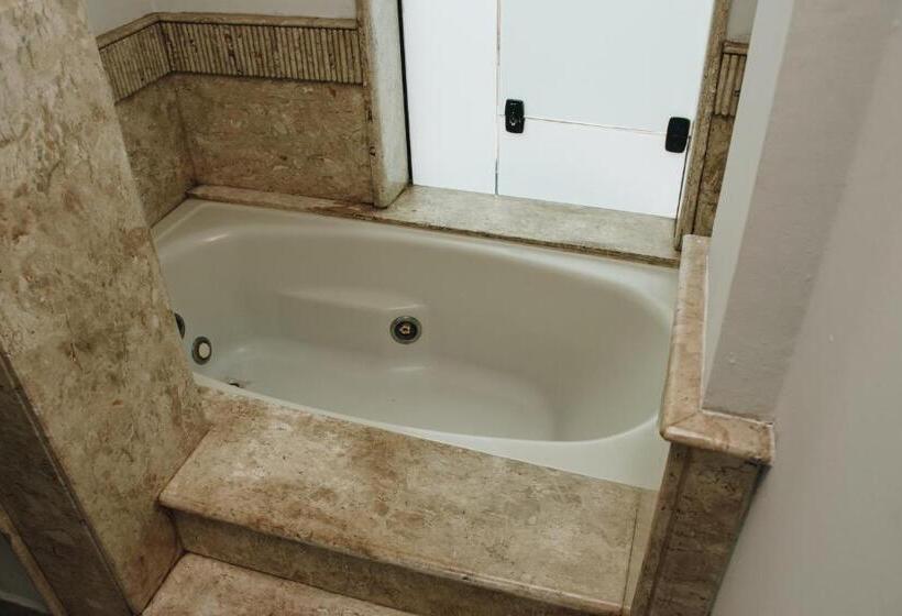 디럭스 스위트, Samir Hotel Comfort