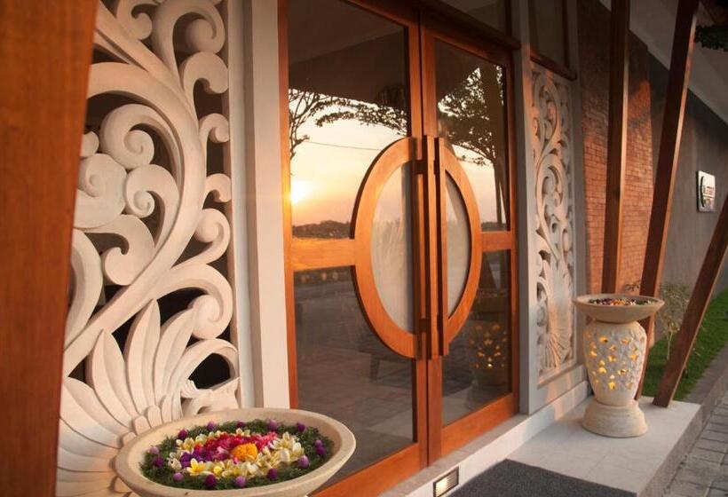 اتاق لوکس, Omorich Bali Guest House