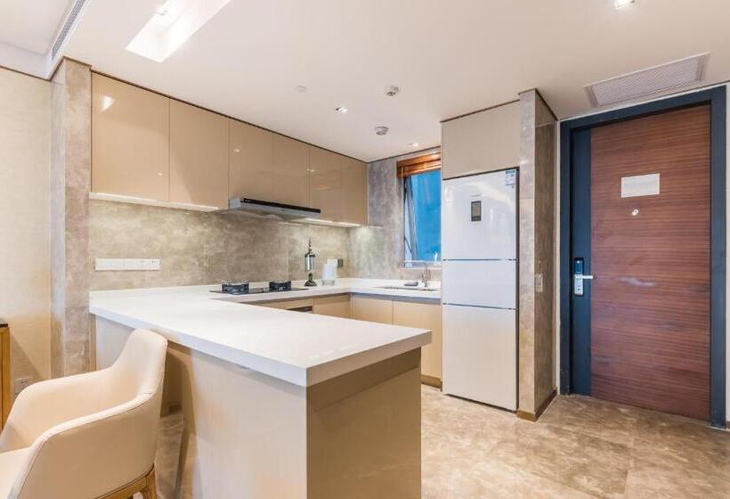 Люкс Deluxe 2 Спальни, Elnob Seaview Aparthotel Hai Tang Bay Sanya