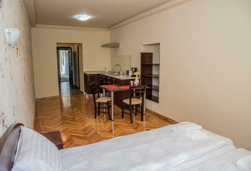 اتاق استاندارد, Casa Mots