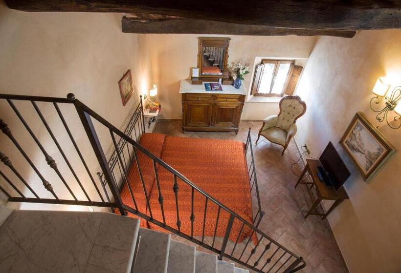 اتاق استاندارد چهار تخته, Camere Dentro Il Castello