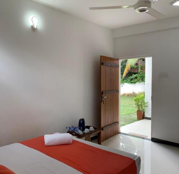 اتاق استاندارد, Chill House Safari Resort