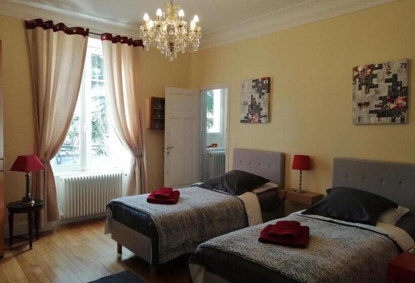 Апартаменты с 1 спальней, смежные, Chambres D Hôtes Côté Parc Côté Jardin Avec Parking Privé Gratuit