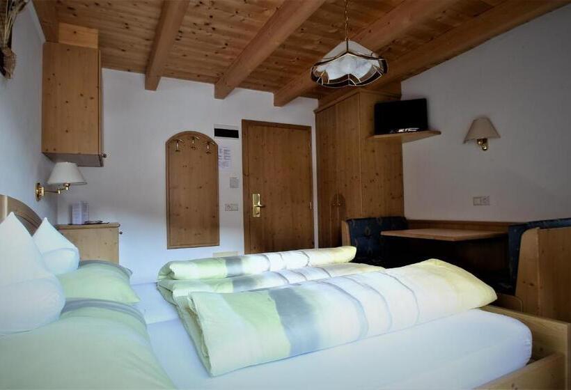 اتاق سوپریور, Pension Mirandola