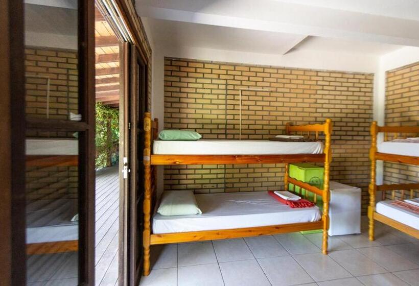 클래식 4인 룸, Paraíso Hostel Praia Do Rosa