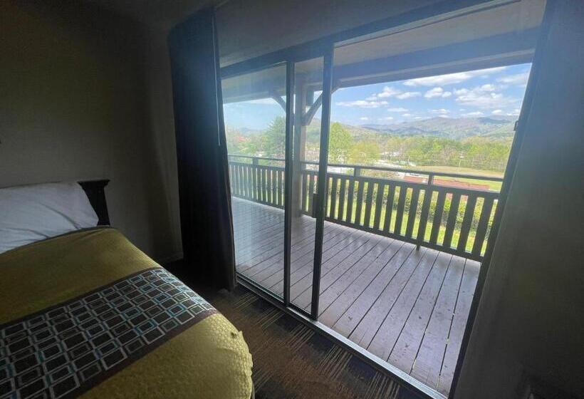 Номер Стандарт, Budgetel Inn & Suites Dillard