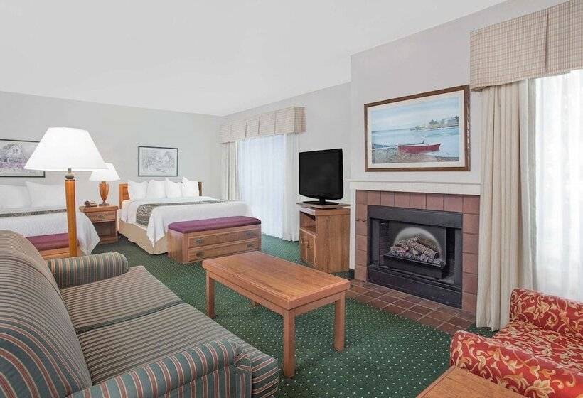 펜트하우스 스위트, Hawthorn Extended Stay By Wyndham Green Bay