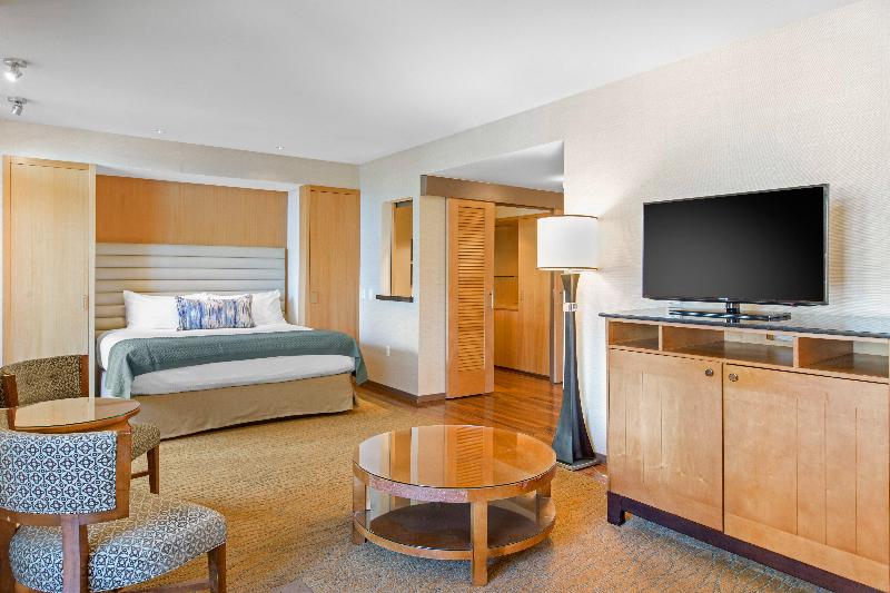 Suite Pat King, Omni San Diego